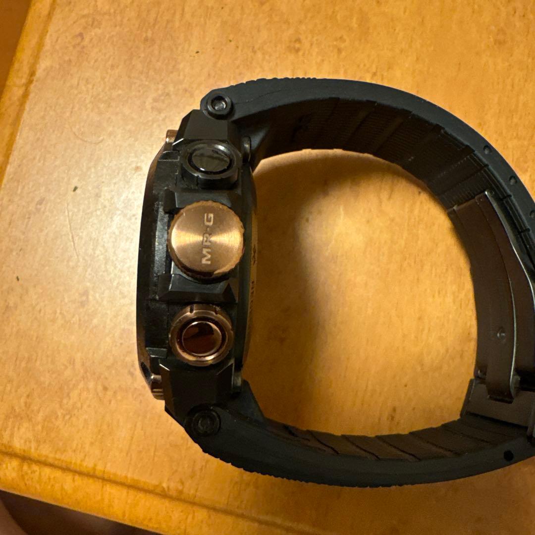 W*W様 CASIO G-SHOCK MRG-B2000R-1AJR 勝色