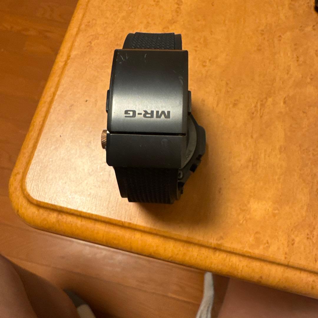 W*W様 CASIO G-SHOCK MRG-B2000R-1AJR 勝色