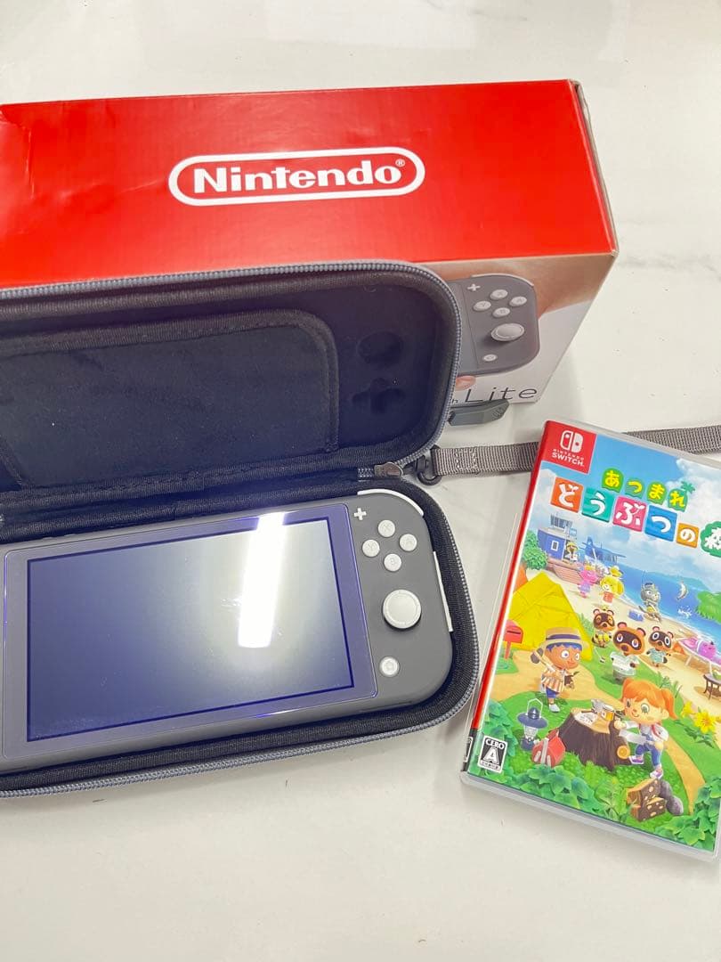 ニンテンドーSwitch lite×どうぶつの森　ケース付き