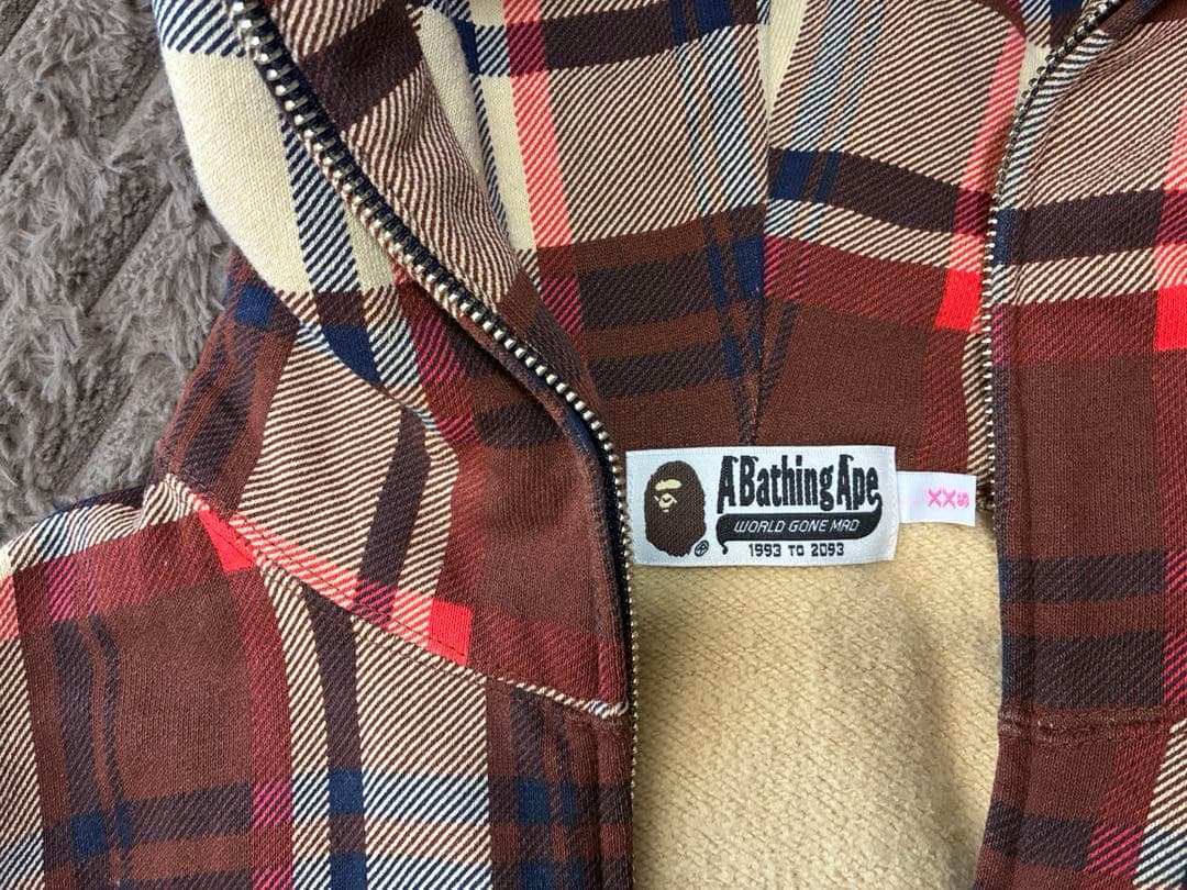 A BATHING APE 女性 XXS ラブジェネパーカー