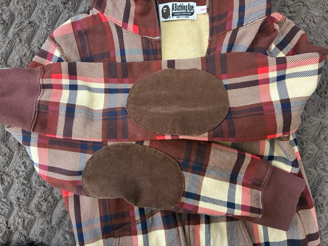 A BATHING APE 女性 XXS ラブジェネパーカー