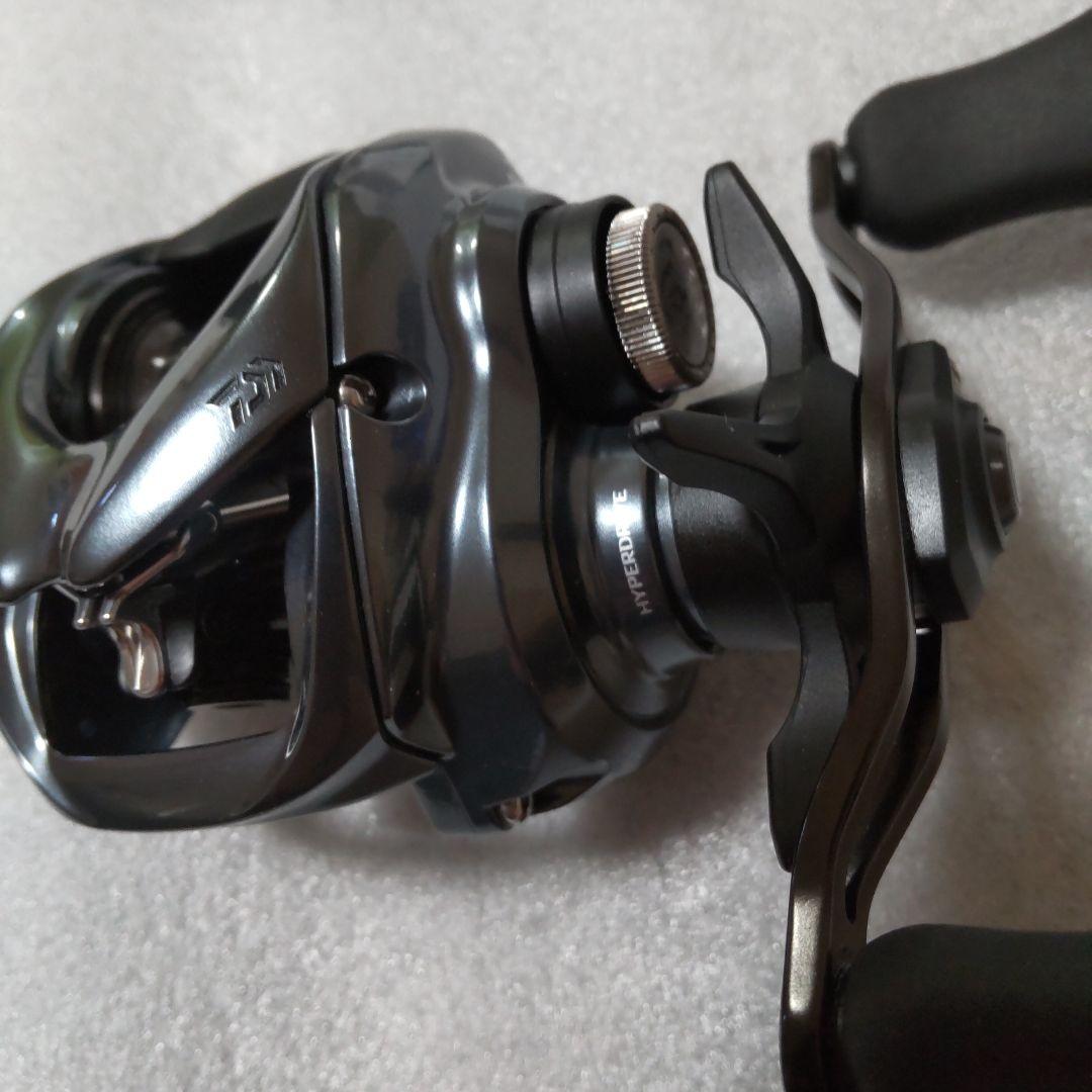 新品未使用 ダイワ 25タトゥーラSV TW 100XHL