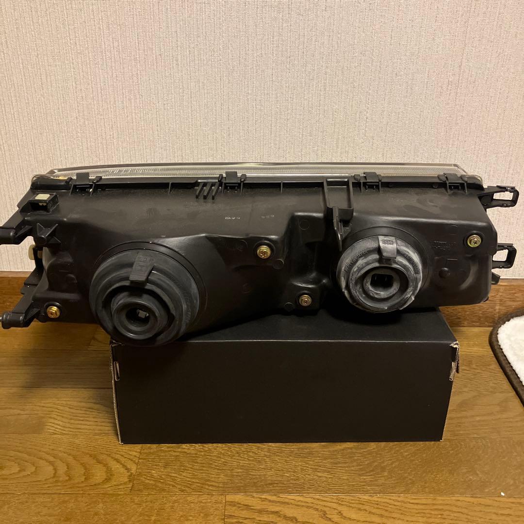 20ソアラ用左ヘッドライトASSY