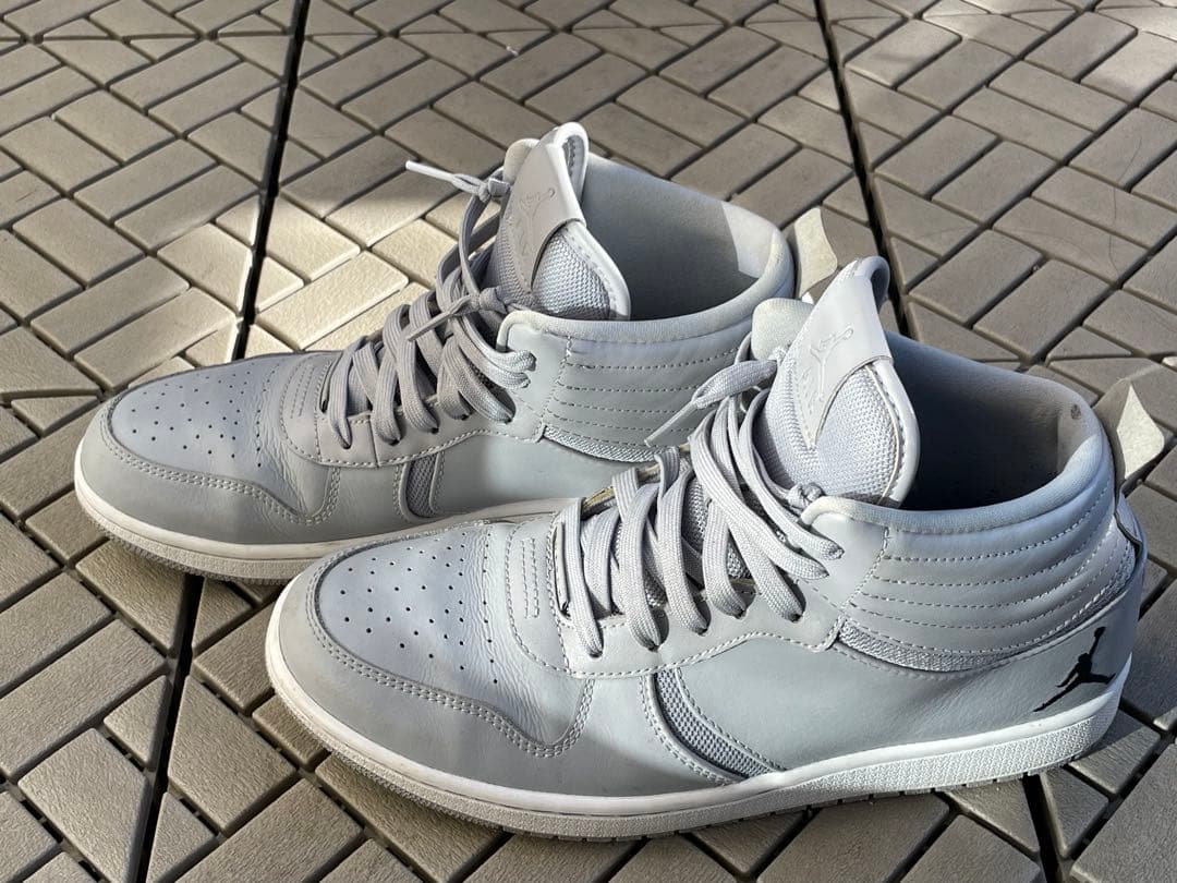 シューズ(男性用) AIR JORDAN HERITAGE WOLF GREY 28cm