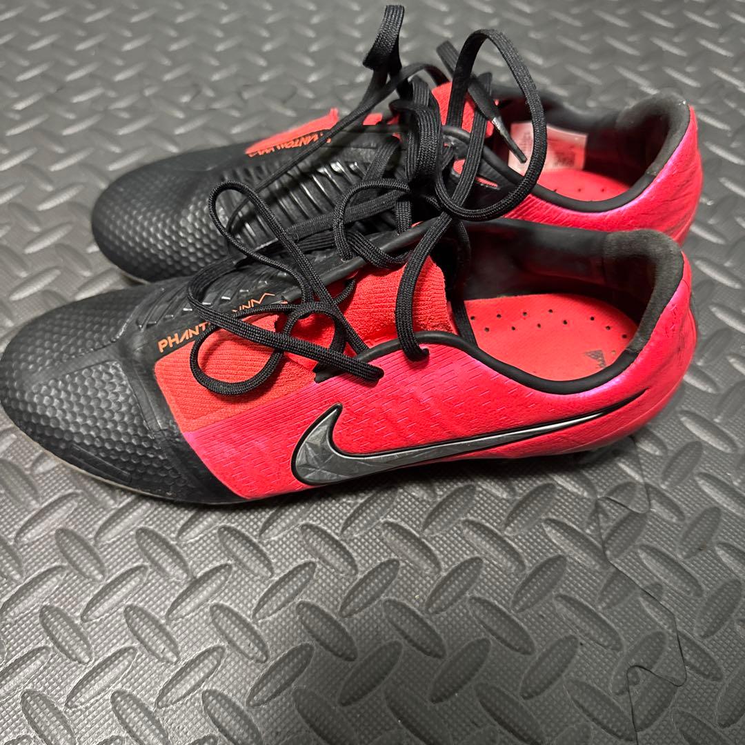 Nike Phantom GT スパイクシューズ ブラック/レッド