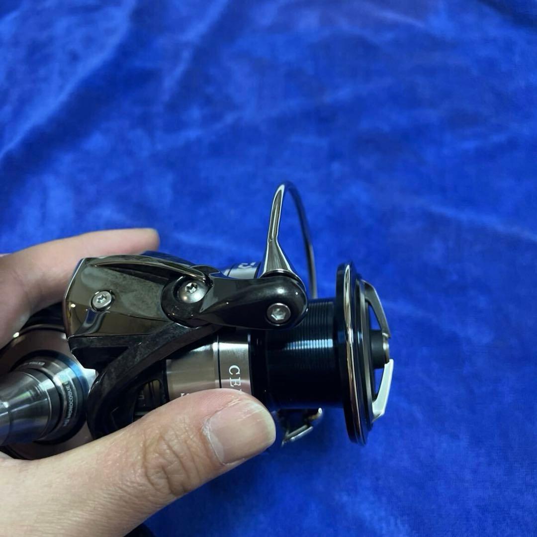 中古美品 ダイワ 21セルテートSW 5000-XH