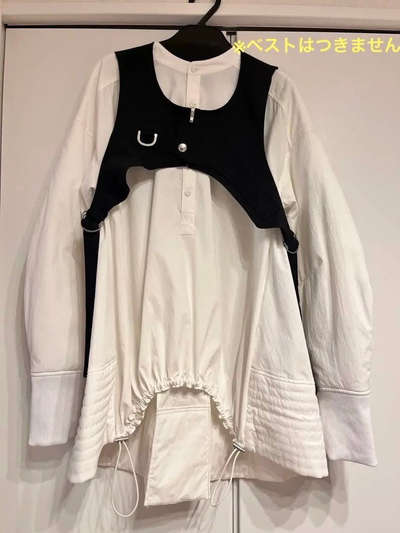 【美品】un3d. PADDING HEM DESIGN SH ホワイト