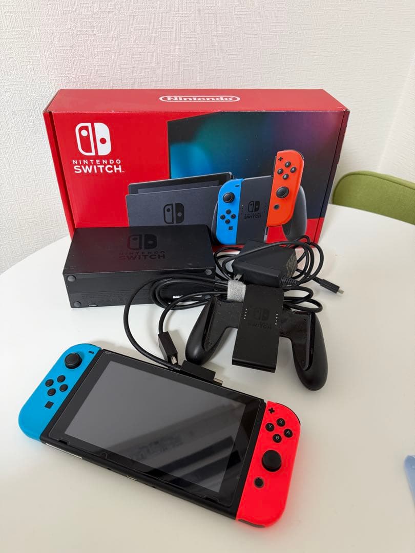 【付属品完備】Nintendo Switch
