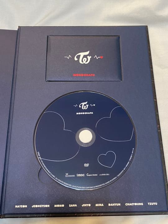 K-POP・アジア TWICE SIGNAL monograph
