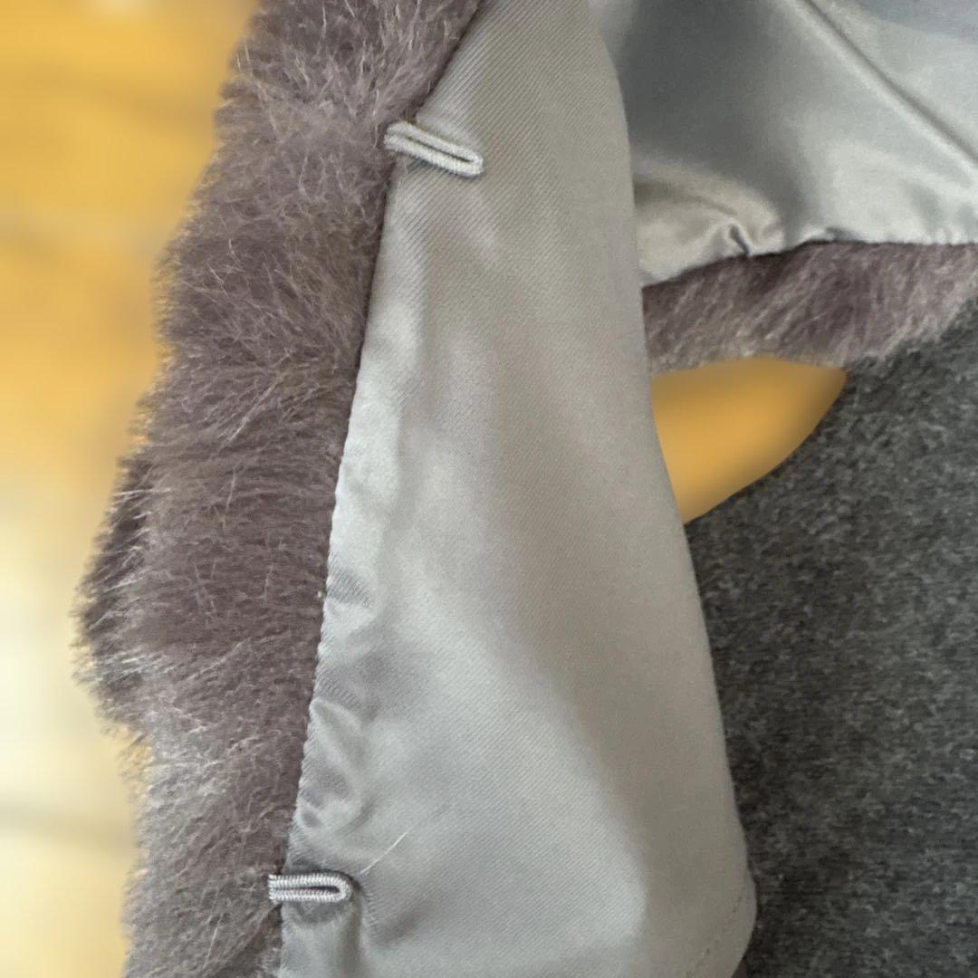 Maglia Plus ファー付きニットベスト グレー
