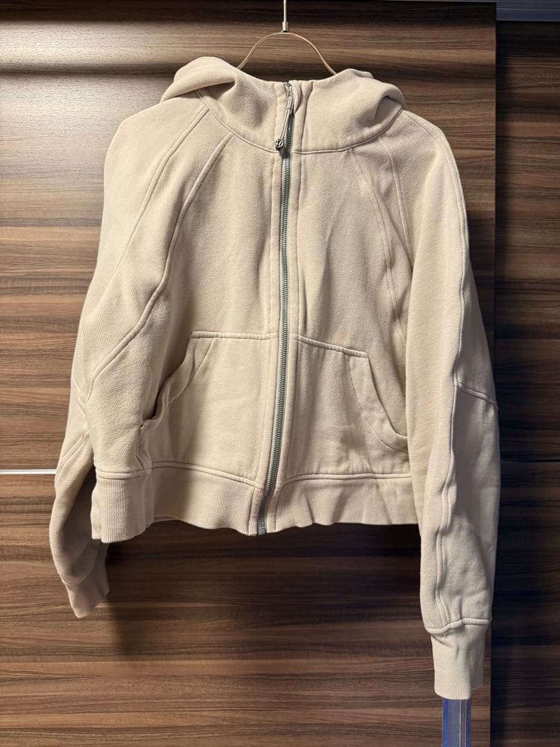 Lululemon Scuba オーバーサイズ フルジップフーディ