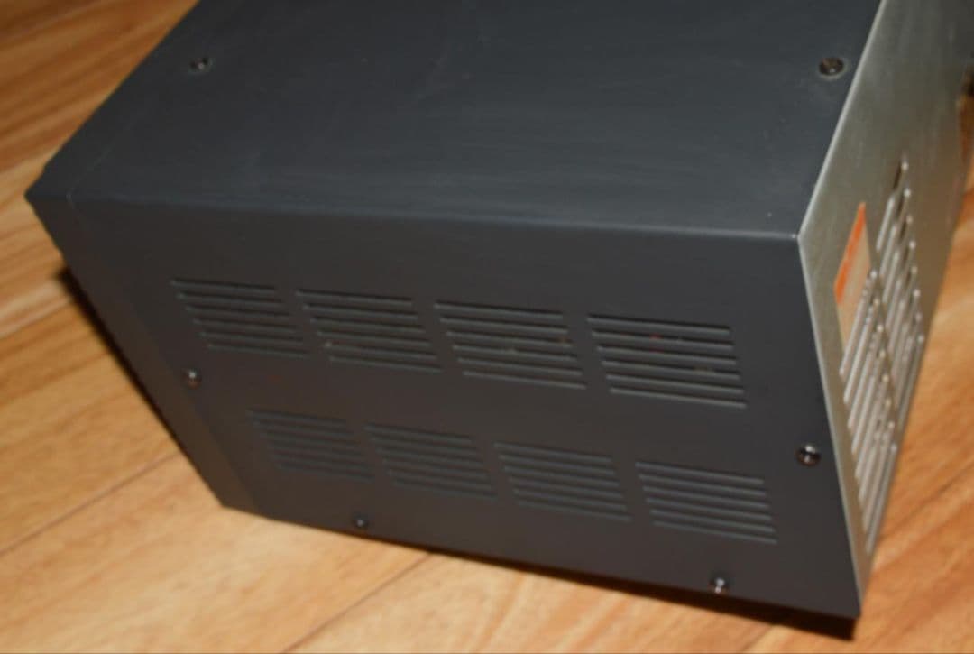GSV3000　最大電流34A 0.86V〜15V可変 DC電源