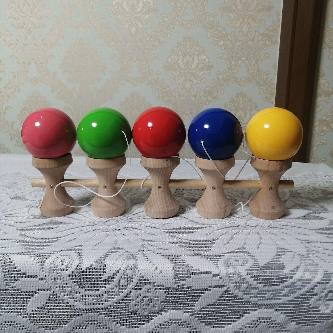 カラフル木製（ピンク入り希少）　 けん玉5連　大空
