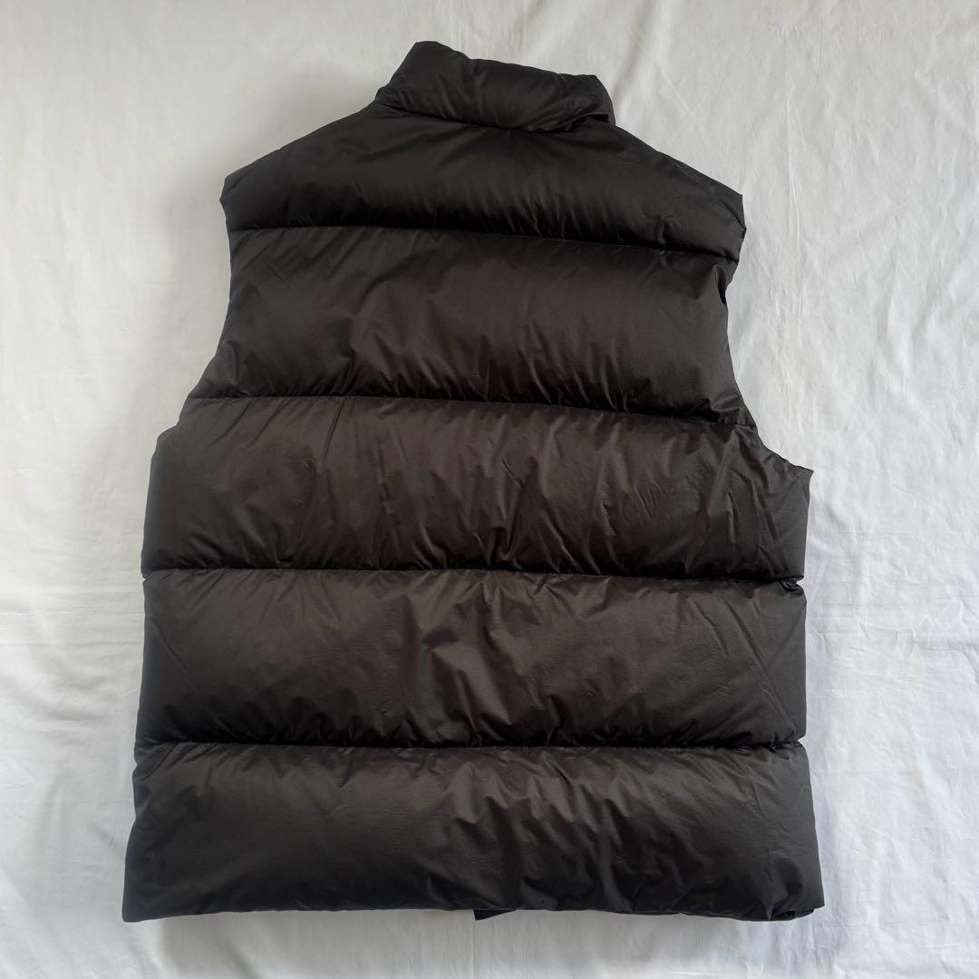 comoli ダウンベストW03 04007 size:3 コモリ　ジャケット