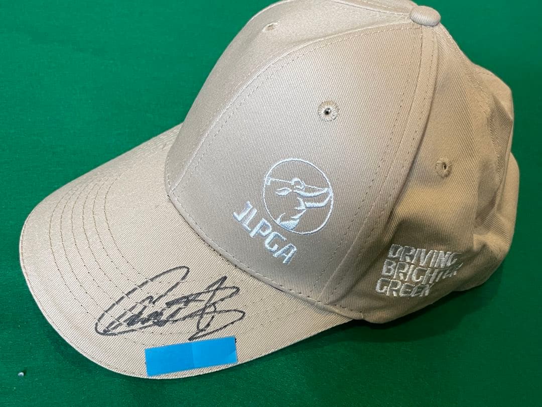 小祝さくら　サイン入り JLPGA ベージュキャップ