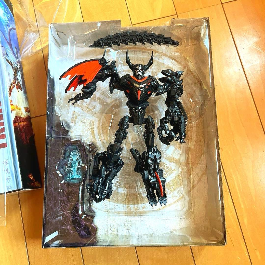 トイザらスオリジナル　インファーノカス　トランスフォーマー 最後の騎士王