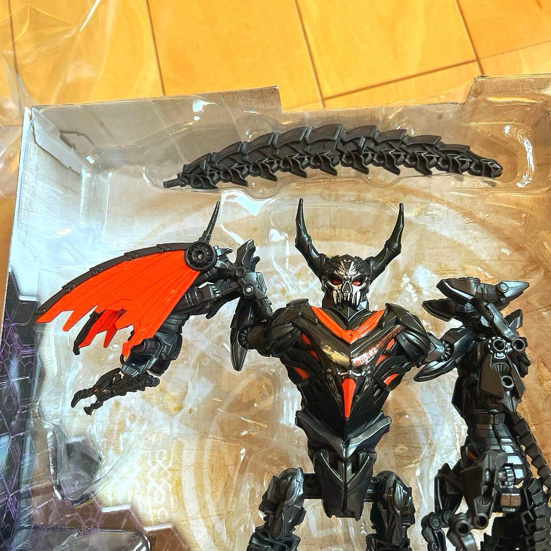 トイザらスオリジナル　インファーノカス　トランスフォーマー 最後の騎士王