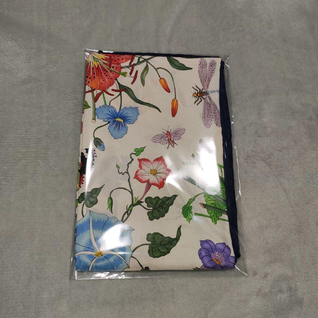 GUCCI グッチ ヴィンテージ シルク スカーフ フローラ 花 昆虫 蜻蛉 蝶