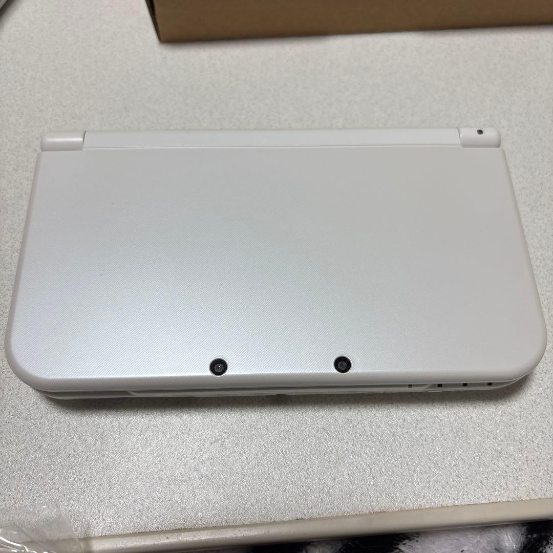 Newニンテンドー3DSLL パールホワイト　箱付き