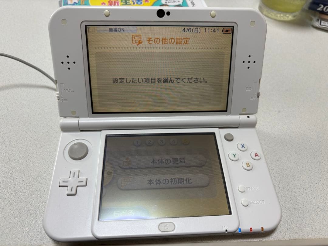 Newニンテンドー3DSLL パールホワイト　箱付き