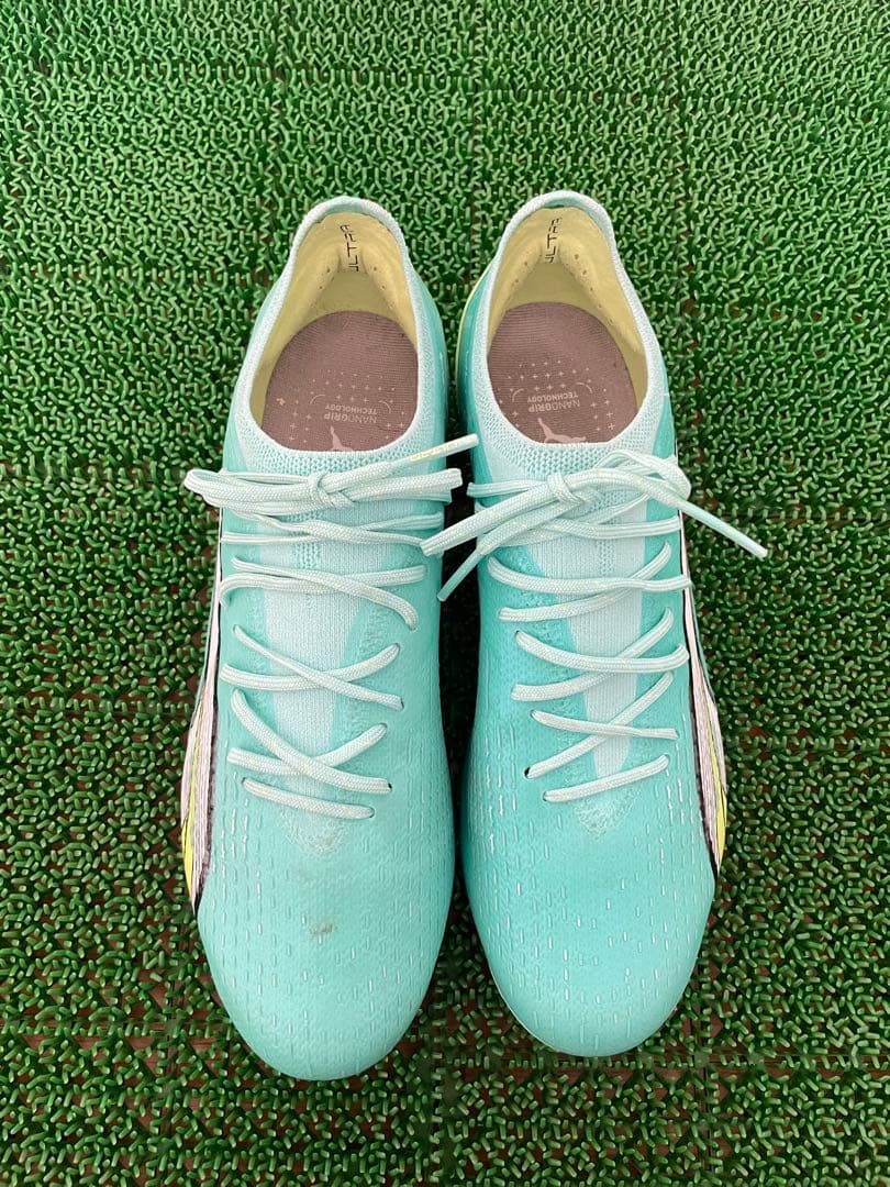PUMA ウルトラアルティメット スパイク 新品同様