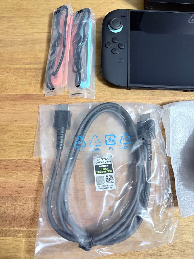 【ほぼ未使用】任天堂Switch2 多言語版　日本国内版 箱無し