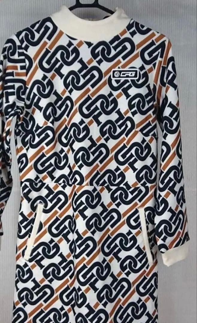 週末セール　CPG GOLF ロゴグラフィカルワンピース L