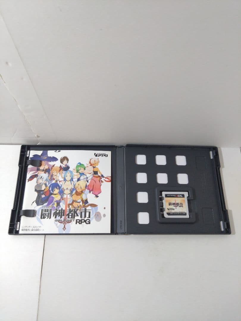 美品　闘神都市 GIRLS GIFT RPG ニンテンドー3DS