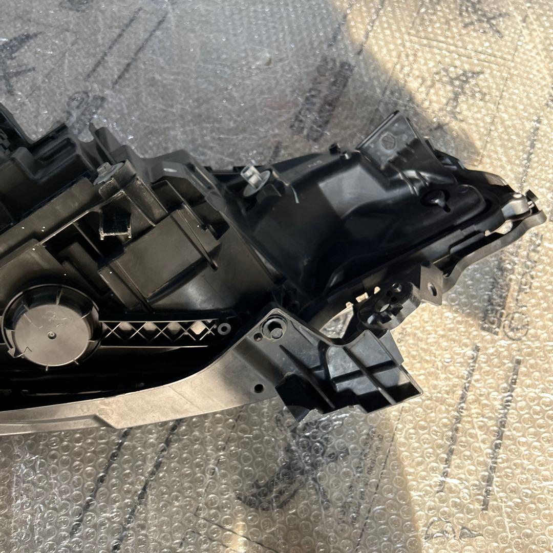 フィット　ヘッドライト　左　STANLEY W3674 ジャンク品