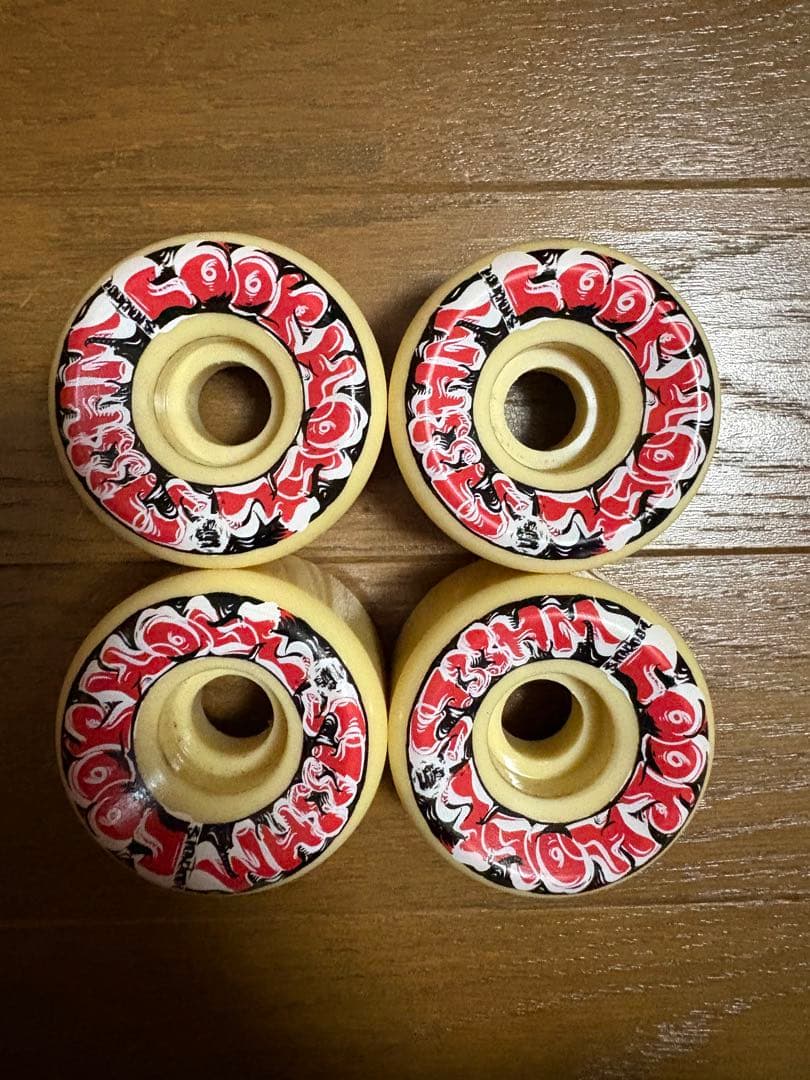 スケートボード loophole wheels 56mm