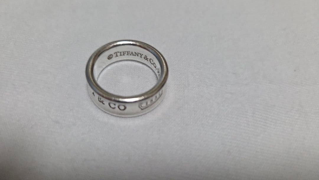 【美品】Tiffany & Co. (ティファニー) ナローリング1837