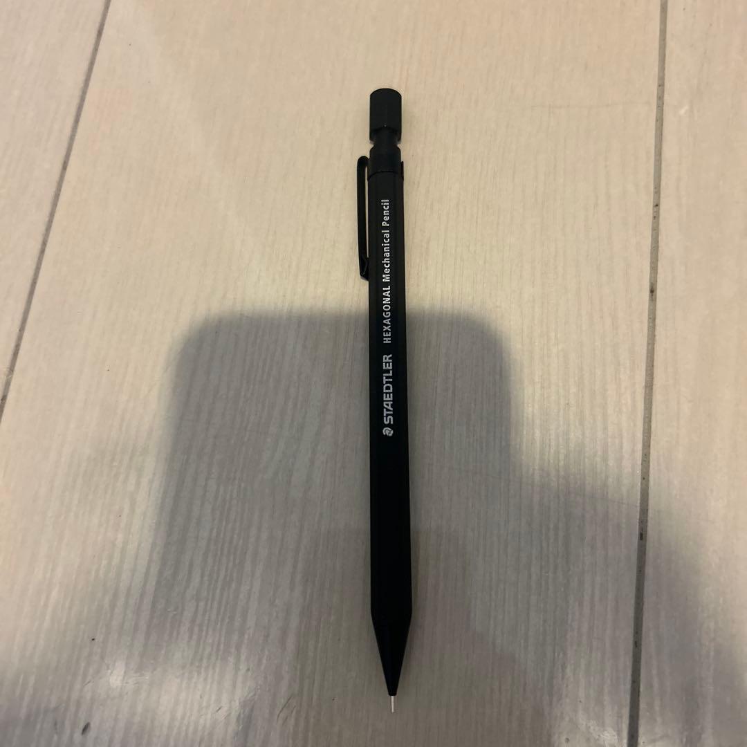 シャーペンセット　LOONLOON筆箱付き