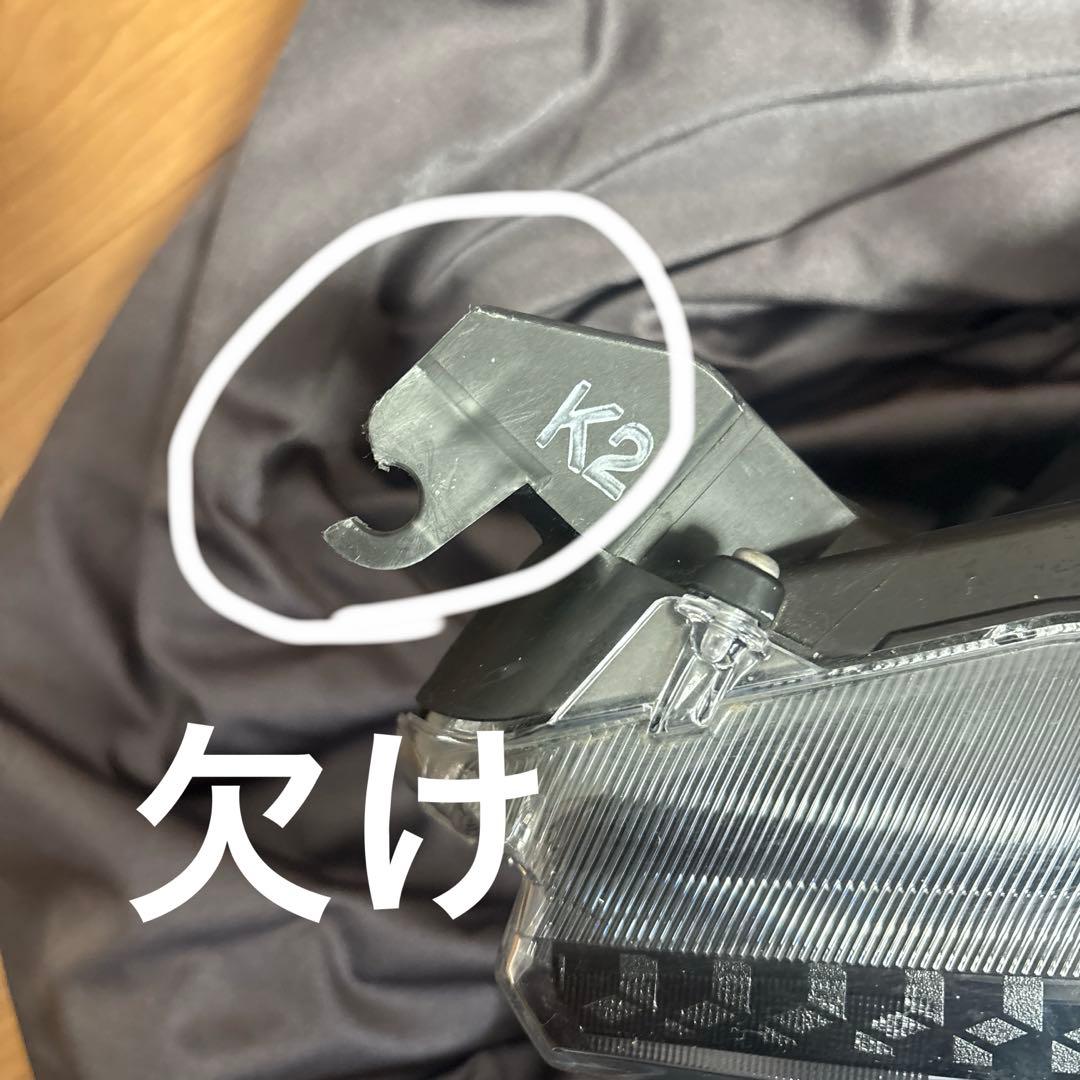 ヤリス　ヘッドライト