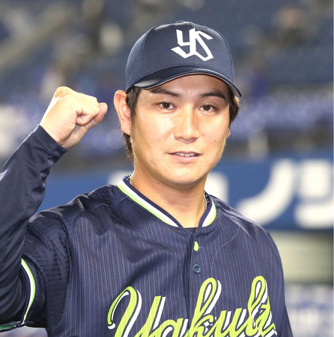 新品未開封 川端慎吾 引退 記念ユニフォーム Ｌヤクルトスワローズ　正規品