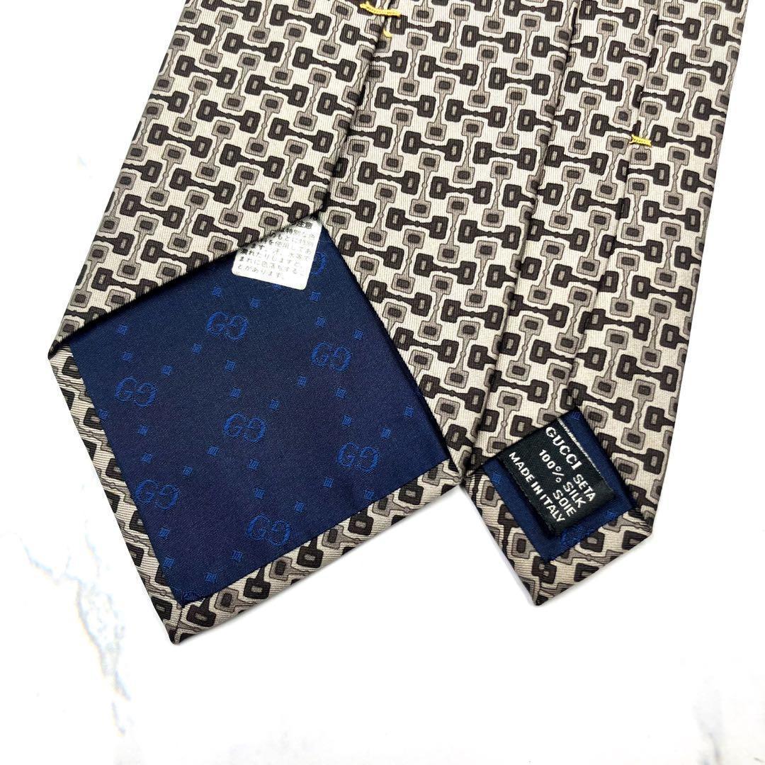◆美品◆ GUCCI ネクタイ グレー 幾何学模様 高級感