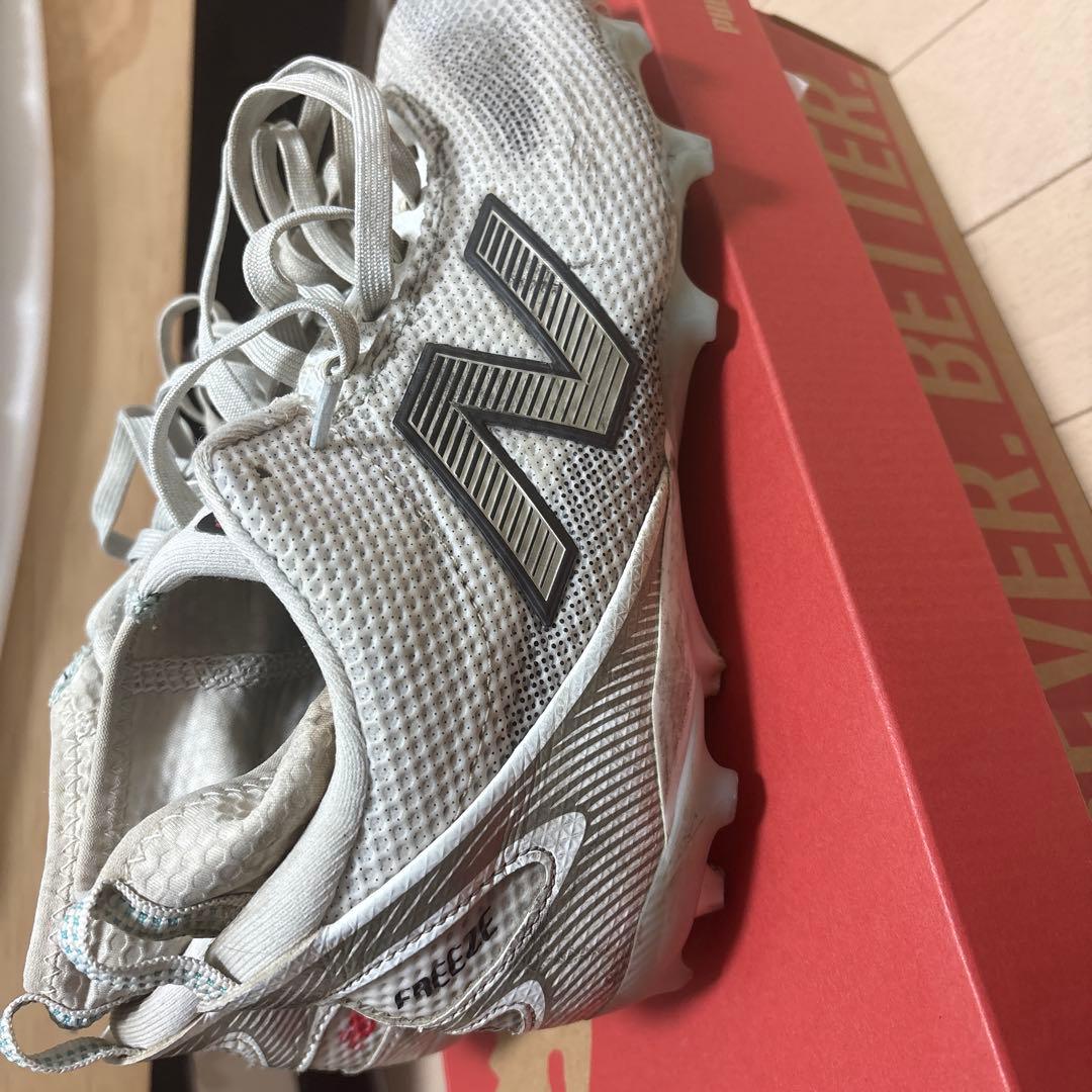 New Balance スパイクシューズ ホワイトフリーズ5.0