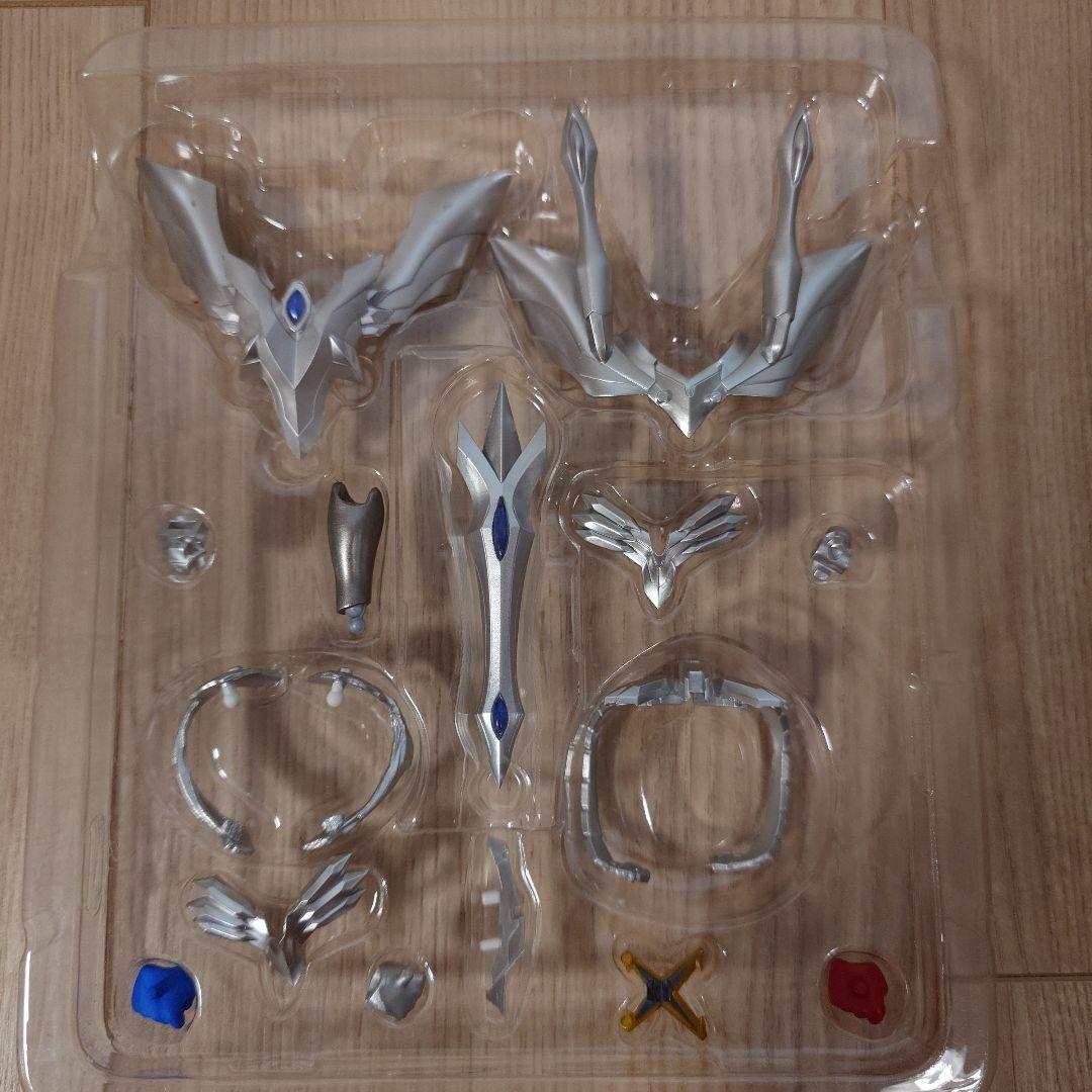 【開封品】S.H.Figuarts　ウルティメイトシャイニングウルトラマンゼロ