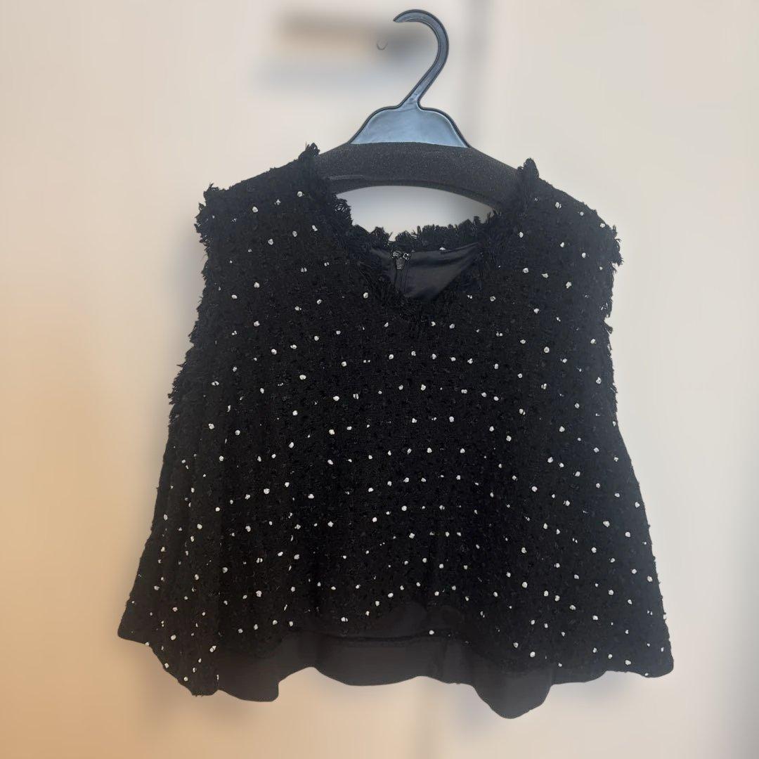 【美品】maison de Dolce. ツィード黒Vネックベスト