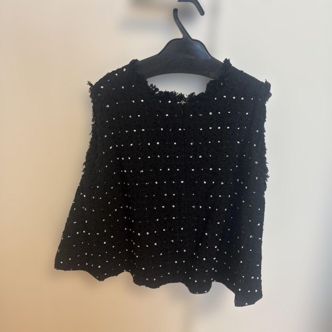 【美品】maison de Dolce. ツィード黒Vネックベスト