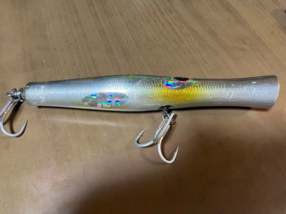 貝田ルアー　トランペット200 中古美品　マグロ　はヒラマサ　キャスティング