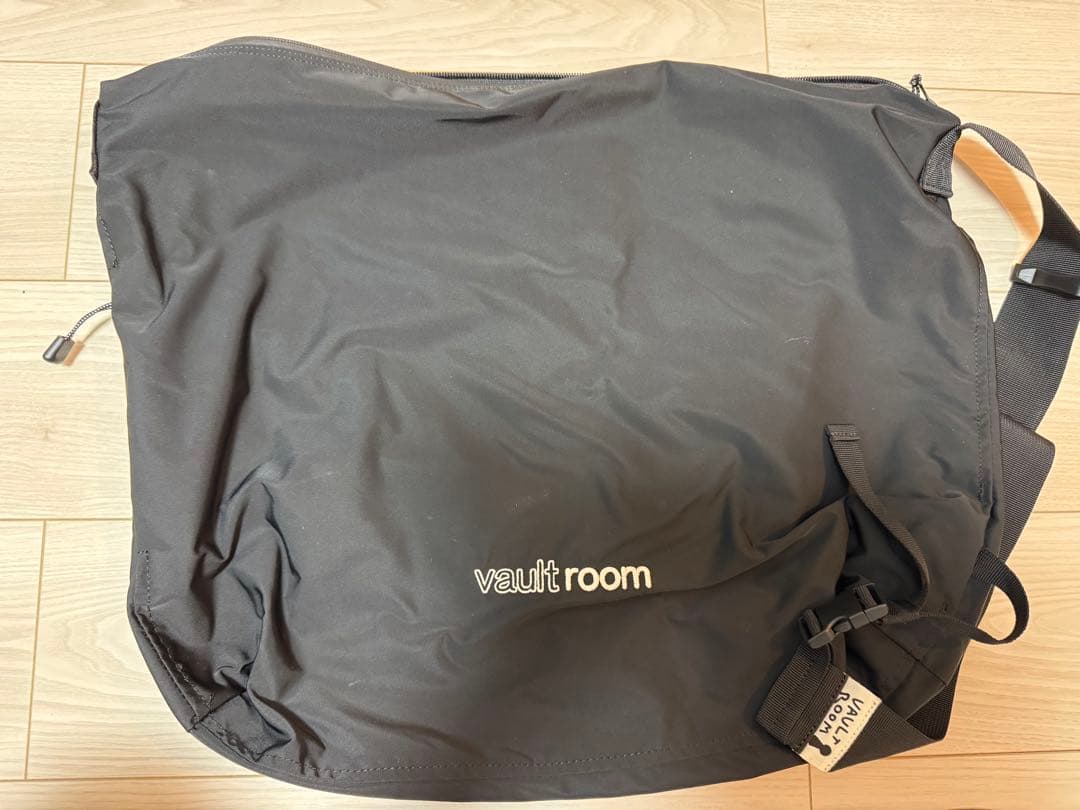 vaultroom DEVICE SHOULDER BAG 黒