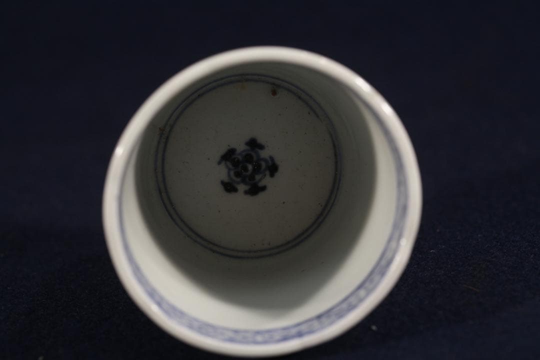 238　古伊万里大振染付松竹梅花唐草図蕎麦猪口　無傷　幕末