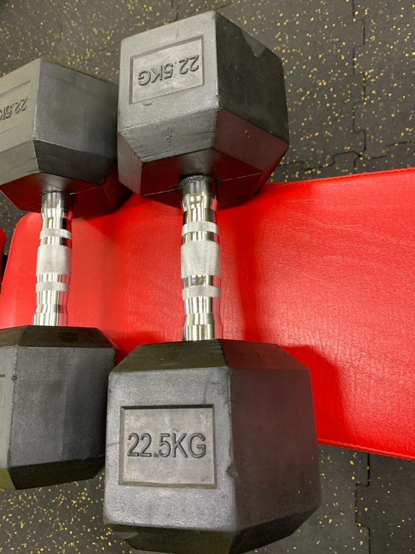 30％割引販売　22.5kg ラバーヘックスダンベル　２個