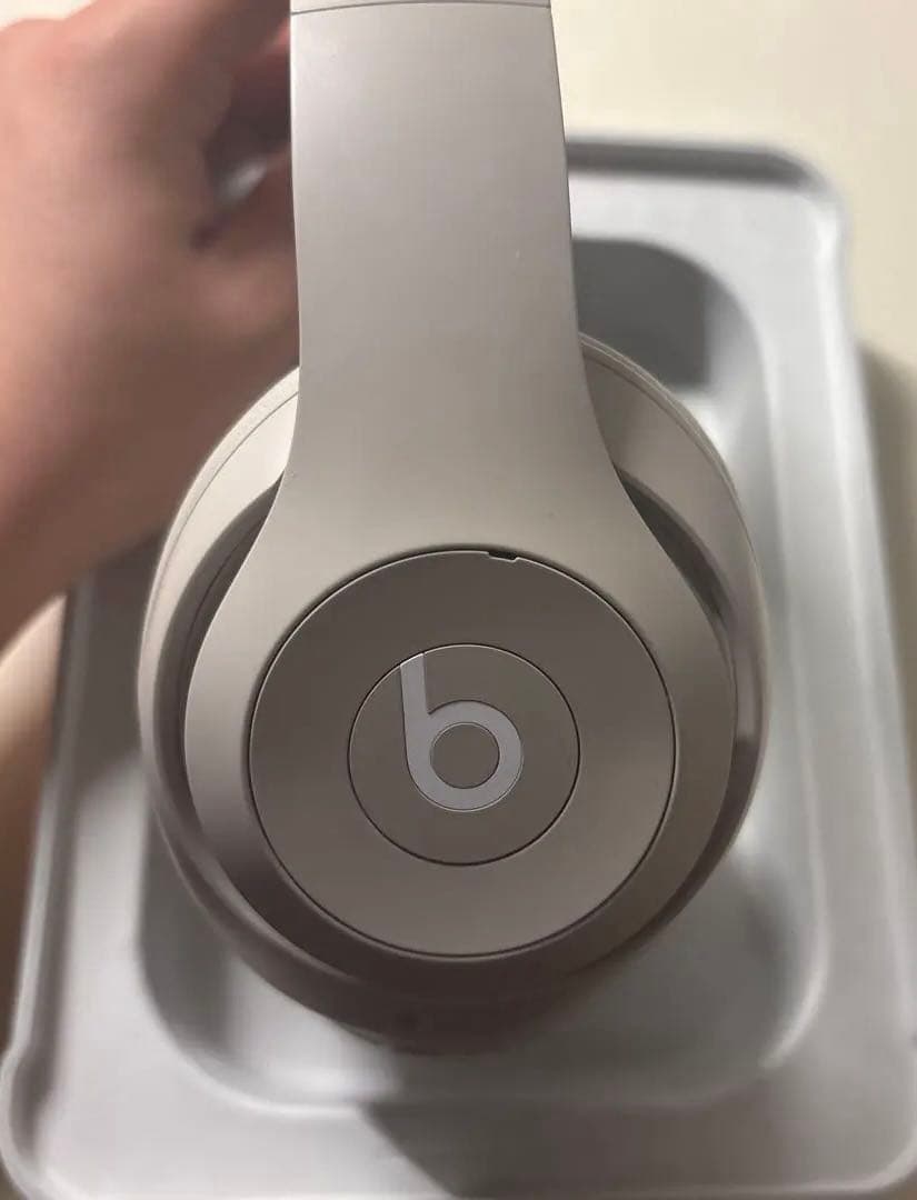 Beats Studio Pro ワイヤレスヘッドホン ホワイト ケース付き