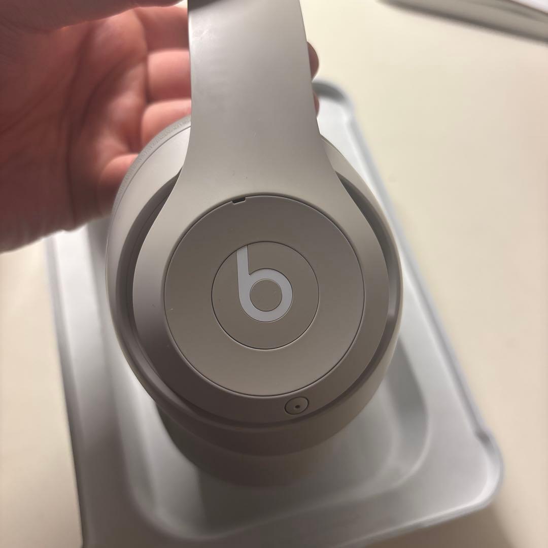 Beats Studio Pro ワイヤレスヘッドホン ホワイト ケース付き