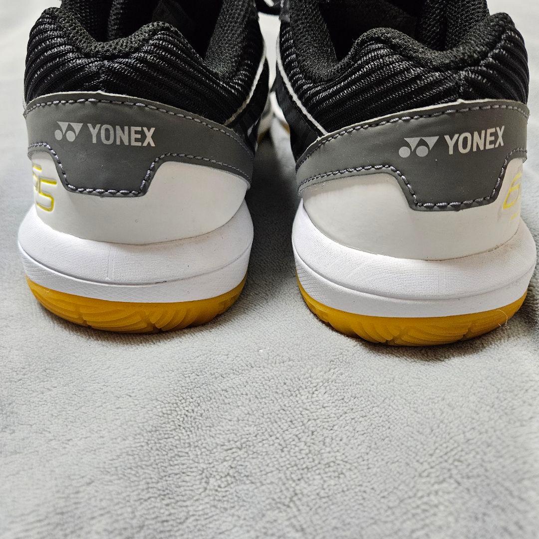 ヨネックス YONEX バドミントンシューズ　パワークッション 23.5