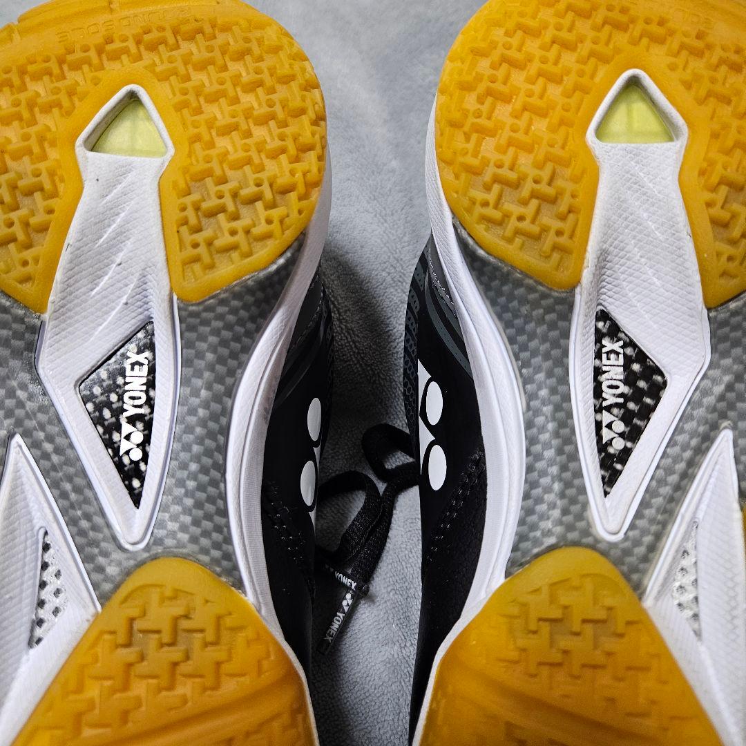 ヨネックス YONEX バドミントンシューズ　パワークッション 23.5