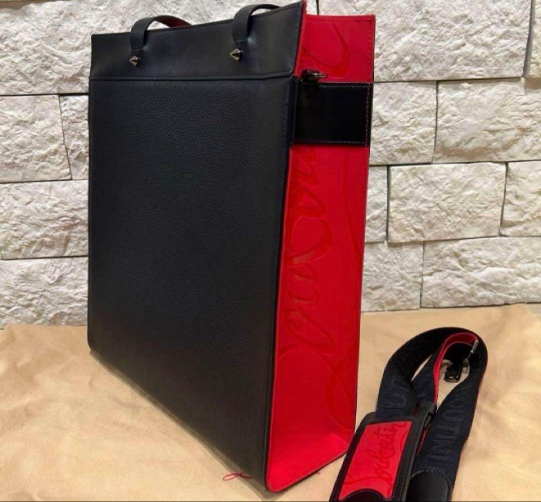 【美品30万】最終お値下げ。クリスチャンルブタン　スニーカーソールルイストート