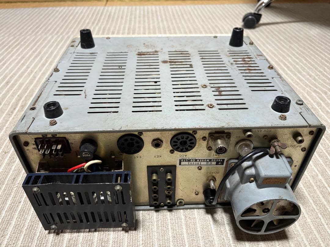 ヤエス　YAESU FT-101E ジャンク