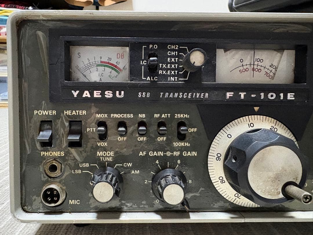 ヤエス　YAESU FT-101E ジャンク